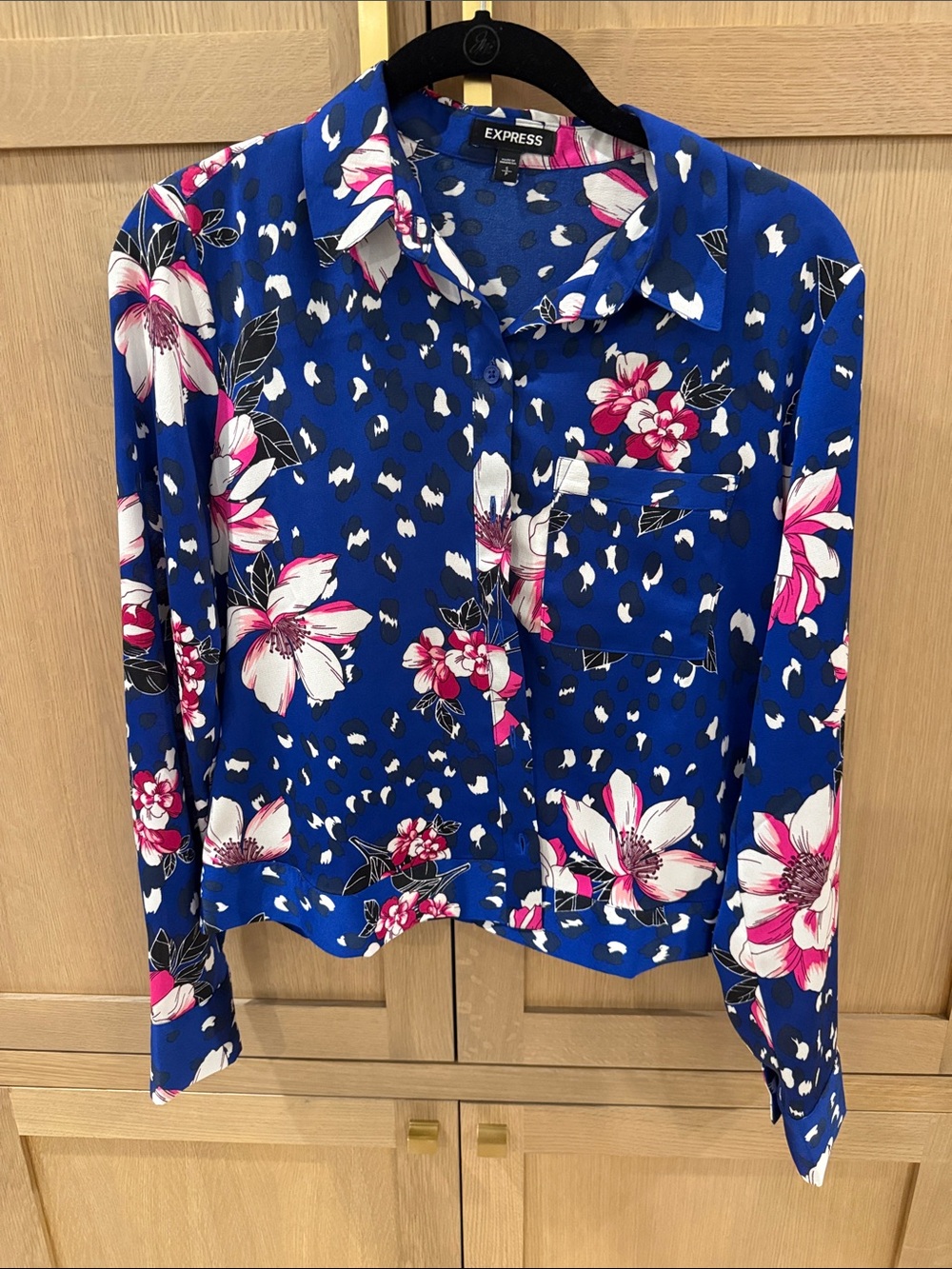 Express Blue Floral Button-Down Shirt with Pink & White Accents